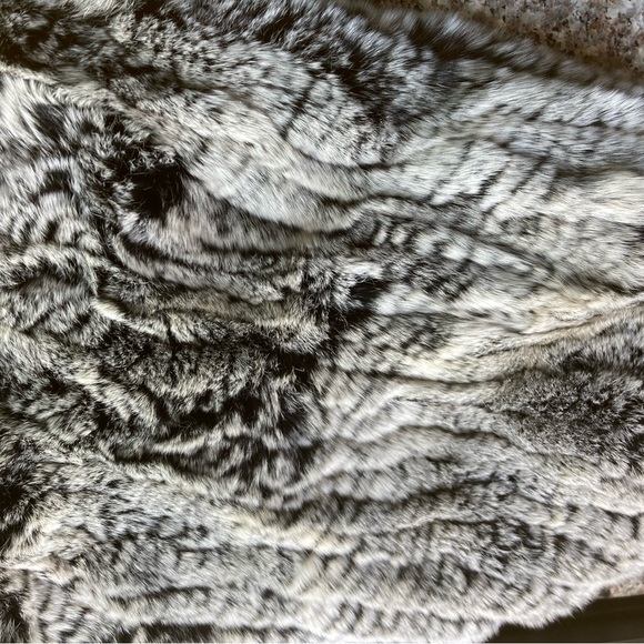 Saks Fifth Avenue 100% Rabbit Fur slouch hat - Picture 3 of 6